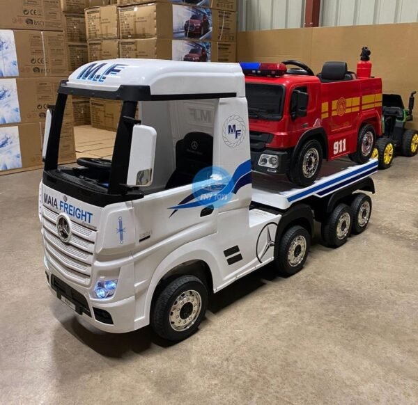 Mercedes Actros Lorry 24V & Actros Trailer - Image 4